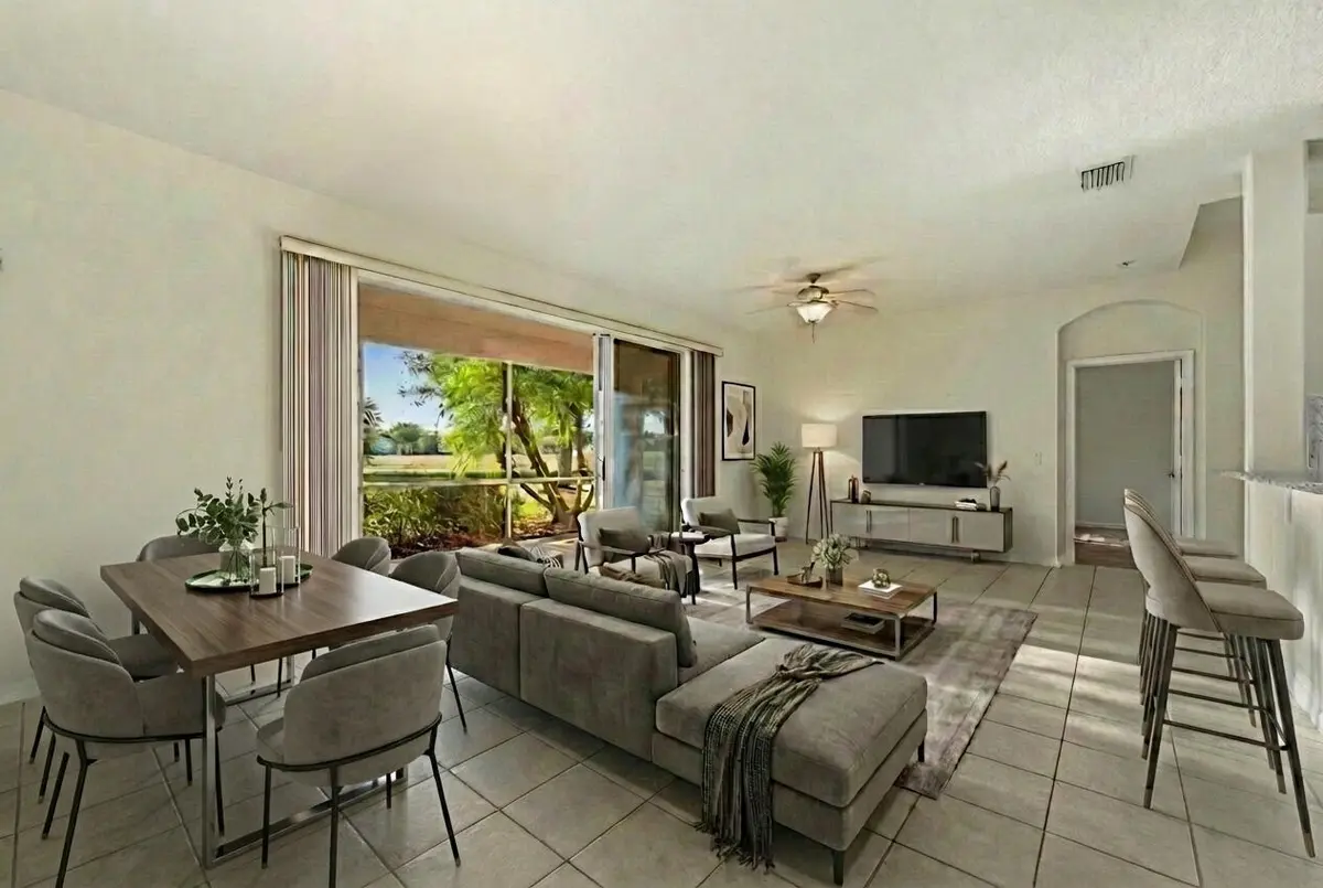 Waverly dining pic at 558 Waverly Circle, Port St. Lucie