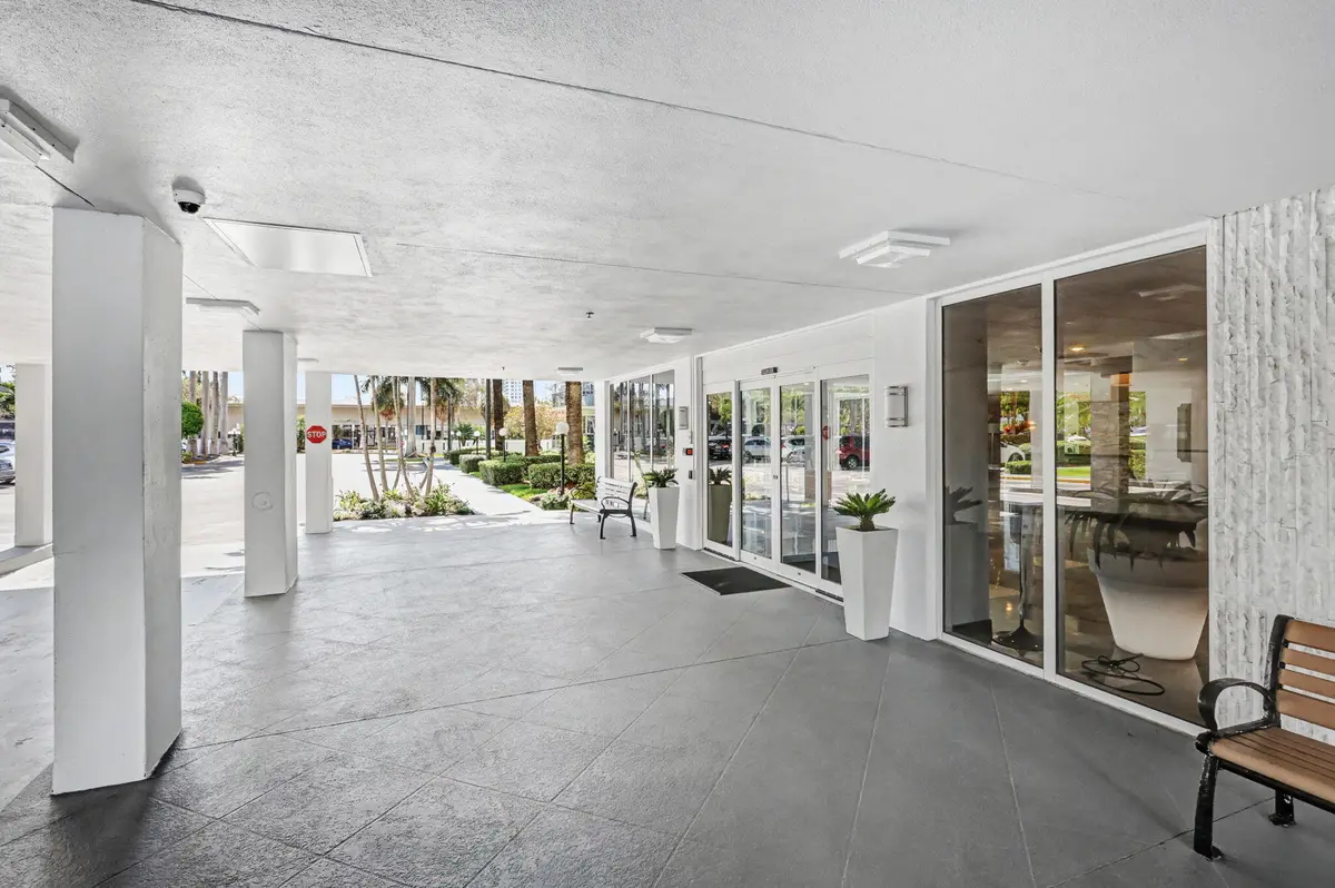 2-web-or-mls-0E2A7415 at 3333 NE 34th Street 314, Fort Lauderdale