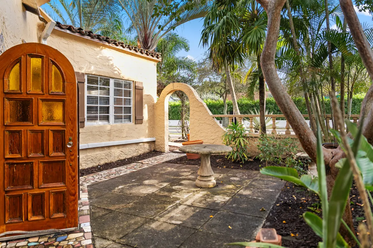 DSC03199 at 735 Colonial Road, West Palm Beach