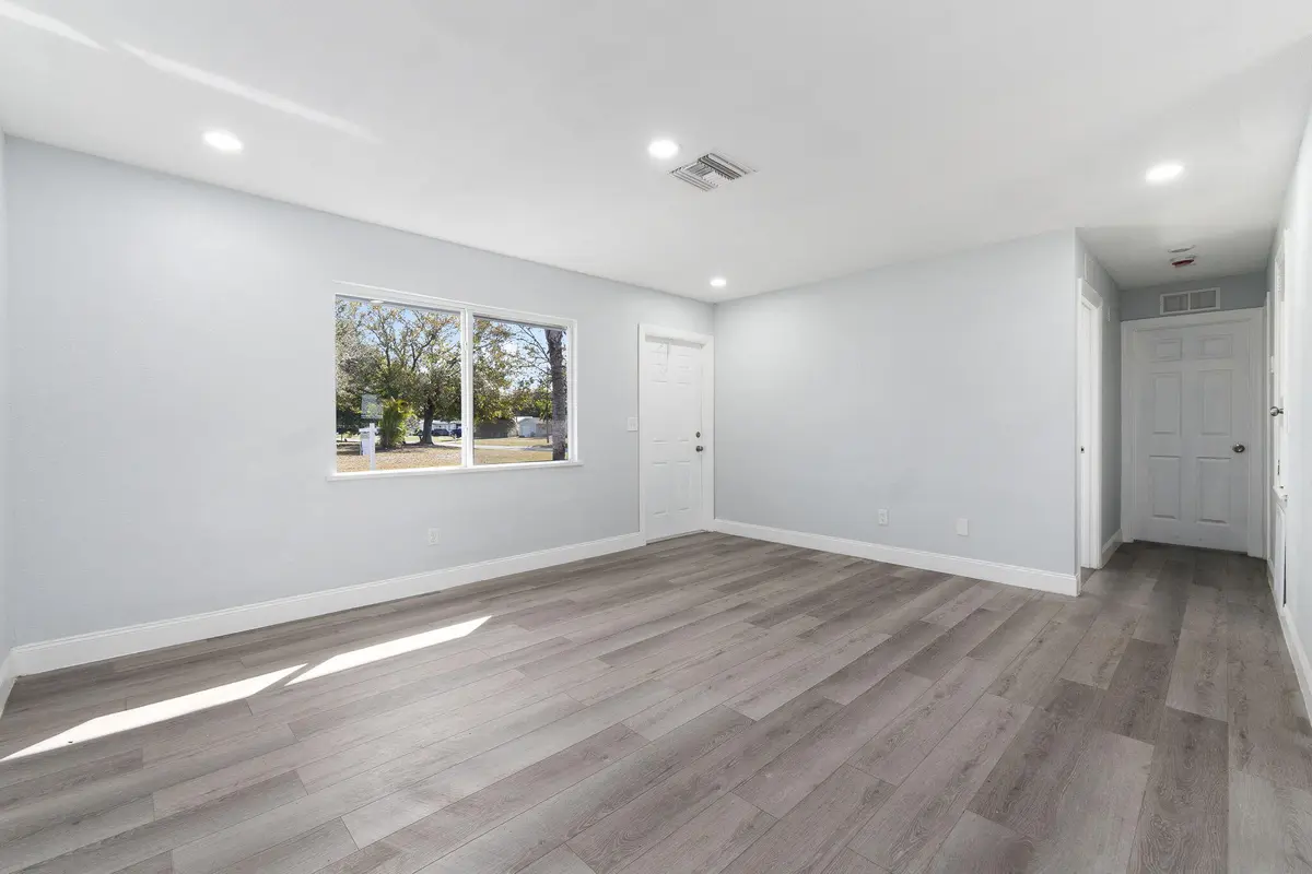 10-web-or-mls-DSC03146 at 2075 7th Court, Vero Beach
