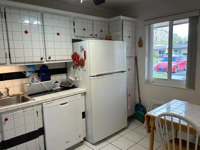 Kitchen at 225 Lake Meryl Drive, West Palm Beach