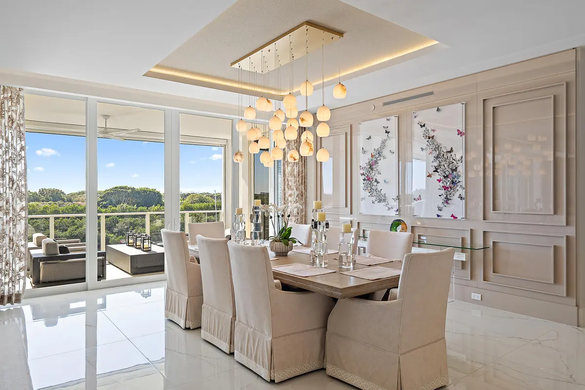 Dining Area at 2720 Donald Ross Road 505, Palm Beach Gardens