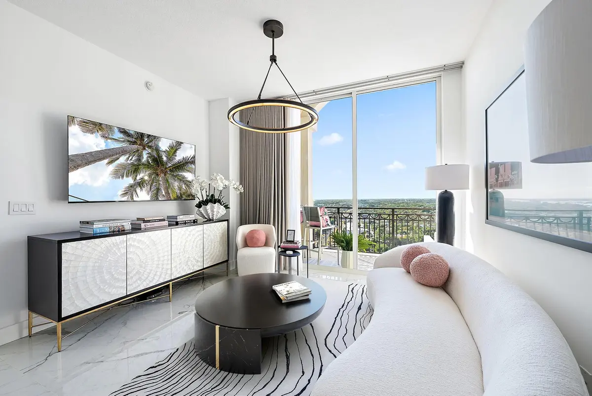 The Beverly at 550 Okeechobee Boulevard Uph-03, West Palm Beach