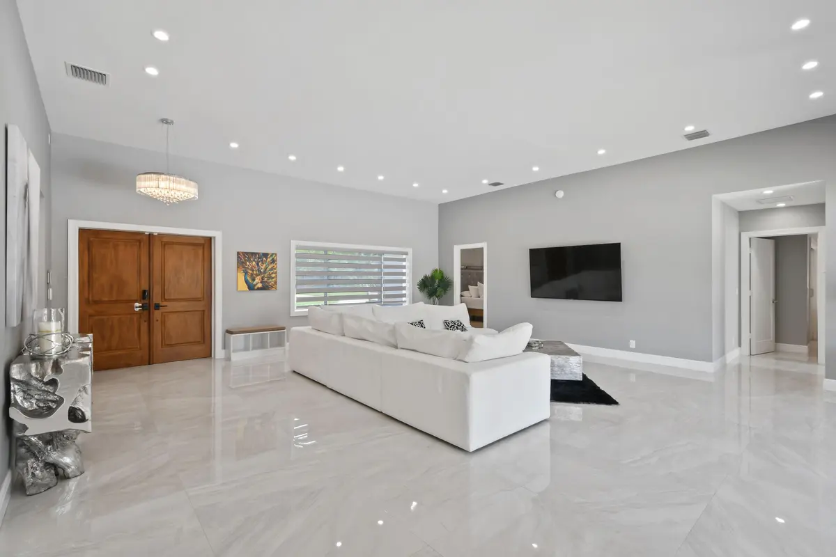 Living Room at 7101 W Lake Drive, Lake Clarke Shores