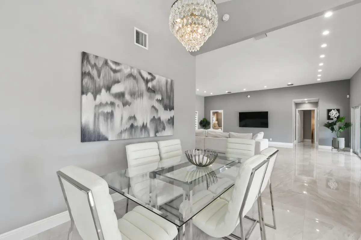 Dinning Room at 7101 W Lake Drive, Lake Clarke Shores