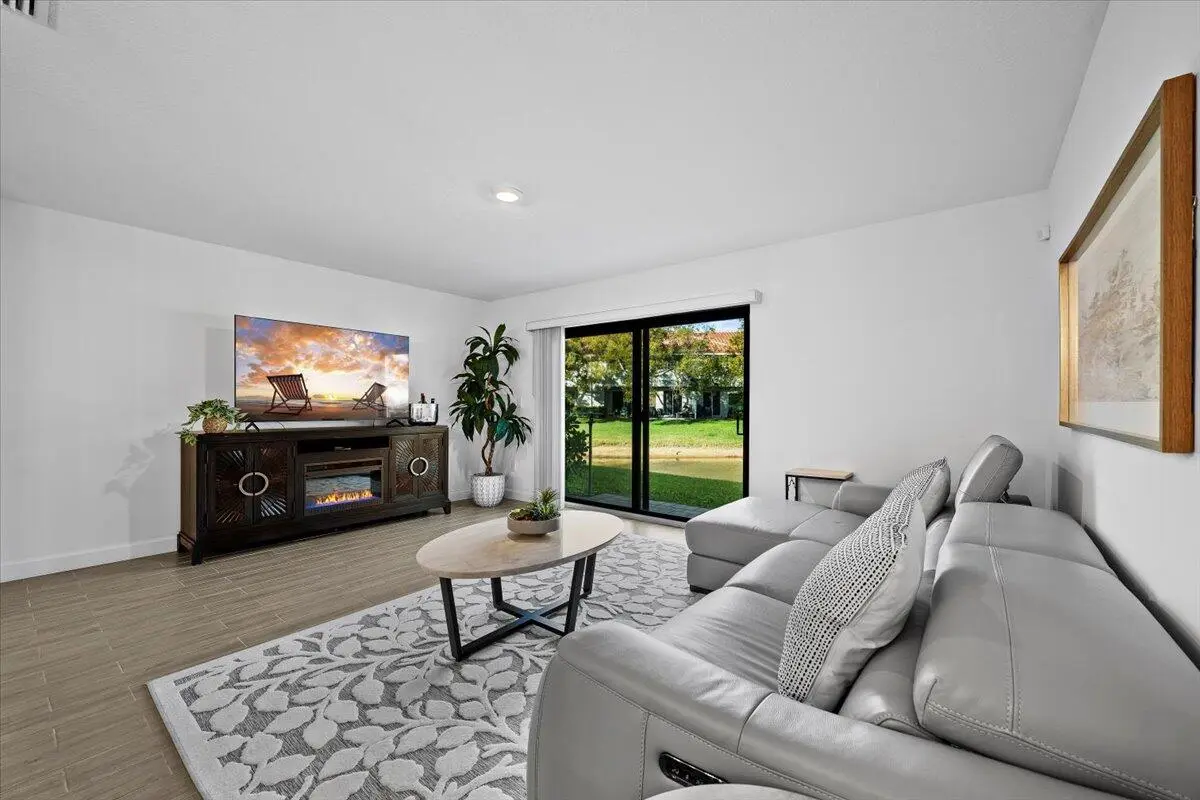 Beautiful Furnishings Included in Sale at 6013 Woods Edge Circle, Riviera Beach