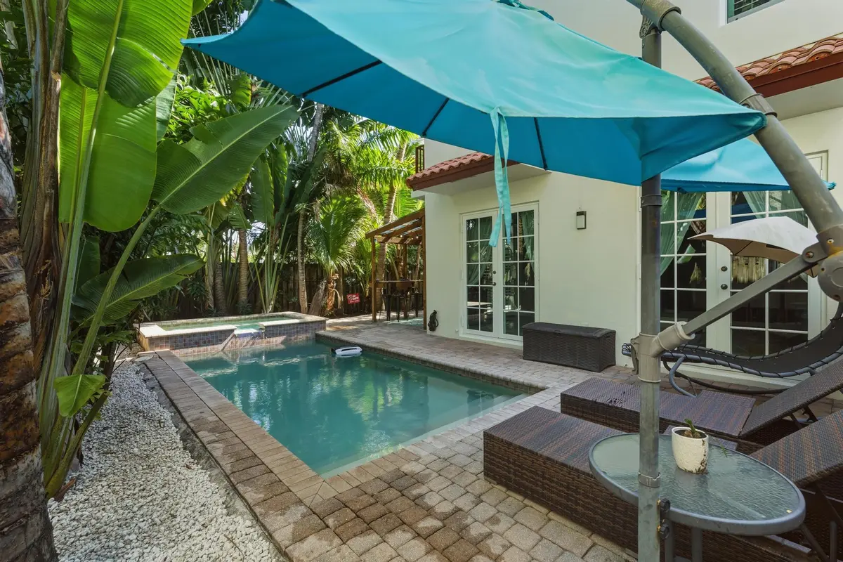 DSC03441 at 1709 NE 8th Street 1709, Fort Lauderdale