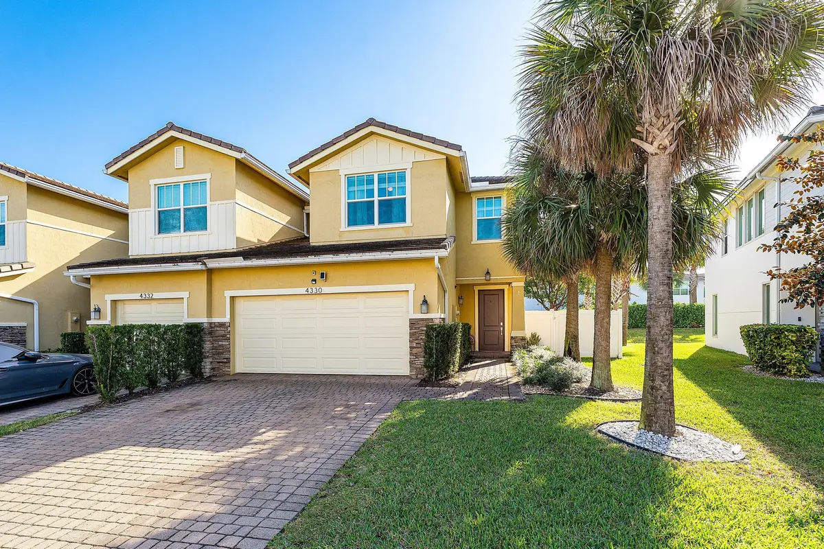 Front2 at 4330 Lago Drive, Deerfield Beach