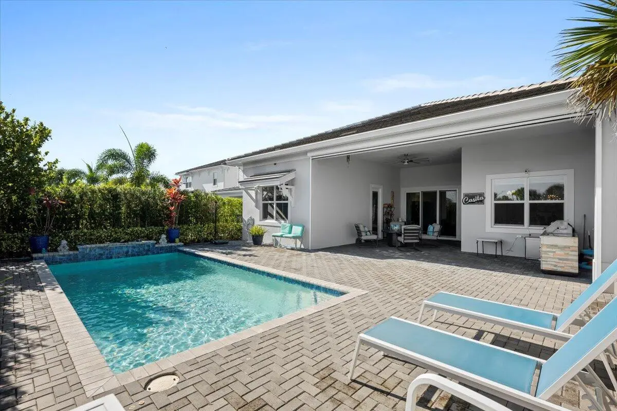03-LUX_6361 at 12454 Nautilus Circle, Palm Beach Gardens