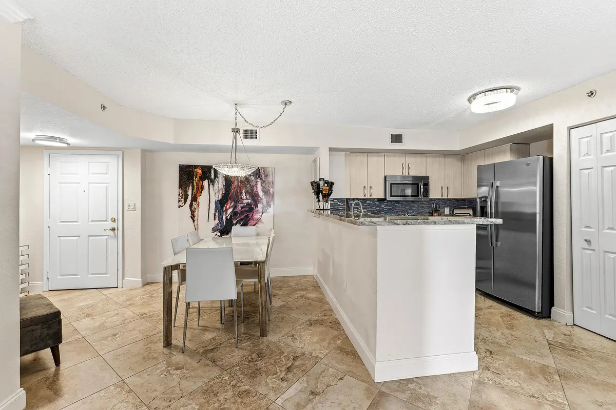 Dining Kitchen at 1801 N Flagler Drive 235, West Palm Beach