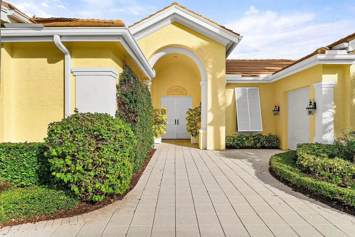 005-103PembrokeDrive-PalmBeachGardens-FL at 103 Pembroke Drive, Palm Beach Gardens