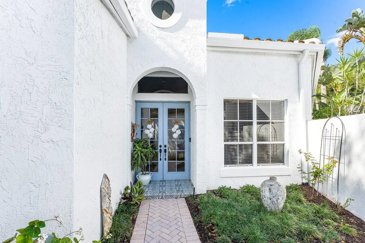 005-112 Sunset Bay Entry at 112 Sunset Bay Drive, Palm Beach Gardens
