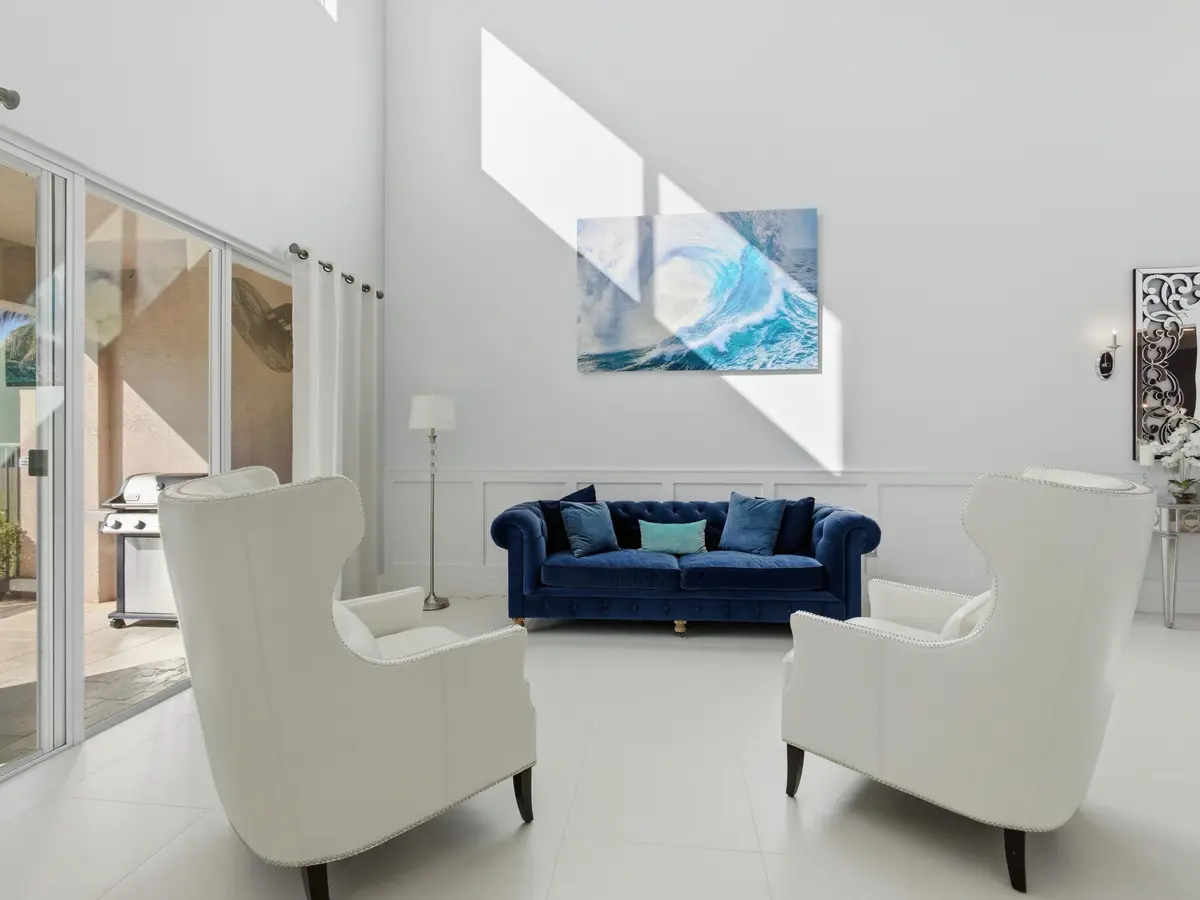 Living at 8228 Triana Point Avenue, Boynton Beach