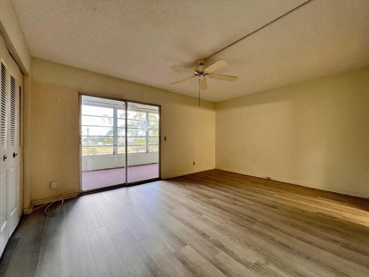 20241118141648983210000000-o at 434 Southampton B, West Palm Beach