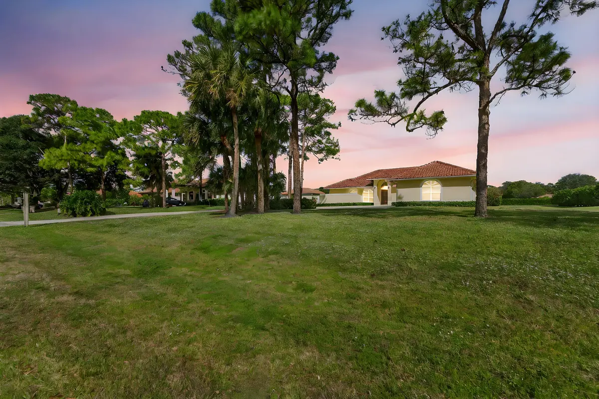 Exterior Front at 5649 Sea Biscuit Road, Palm Beach Gardens