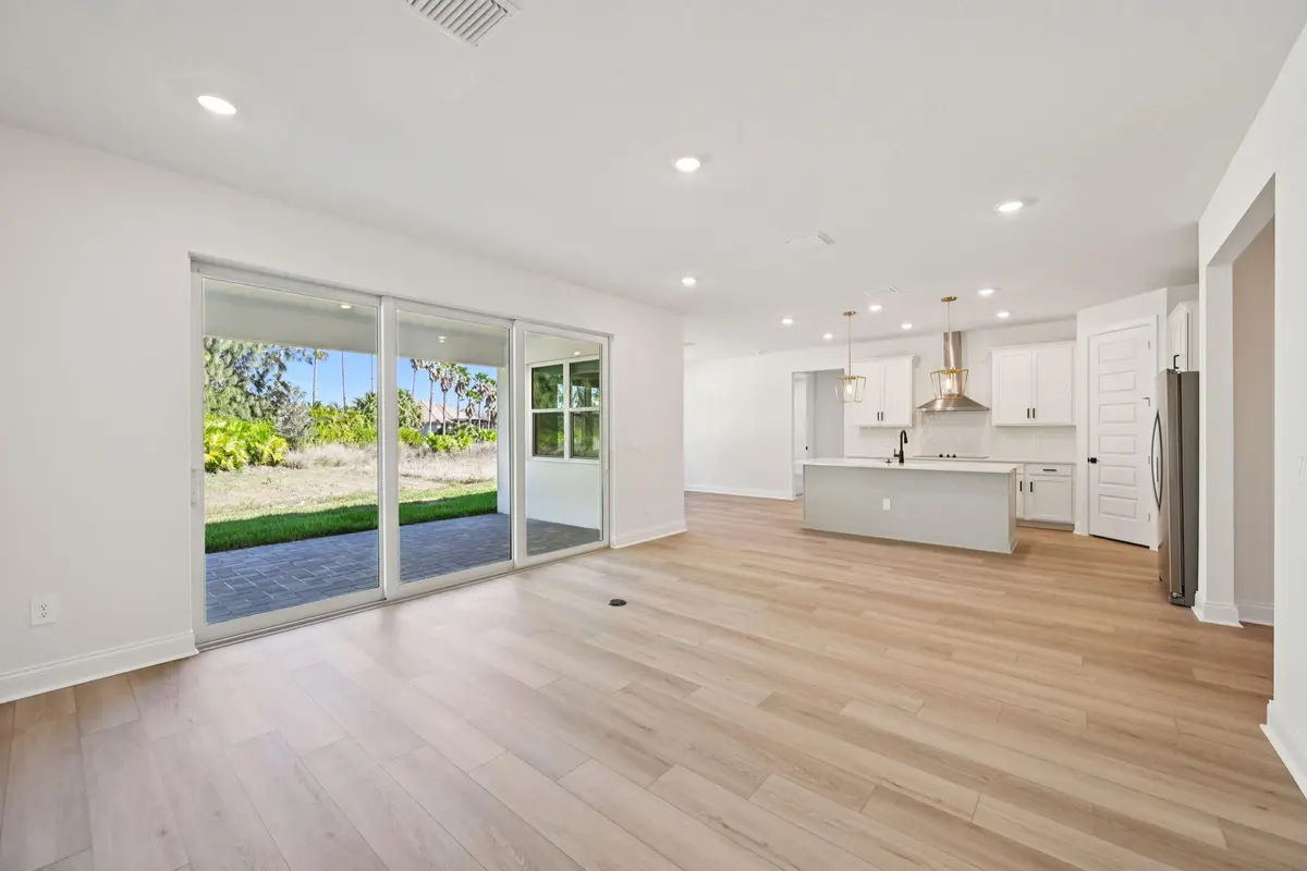 5633 Hampton Park Cir Vero (8) at 5633 Hampton Park Circle, Vero Beach