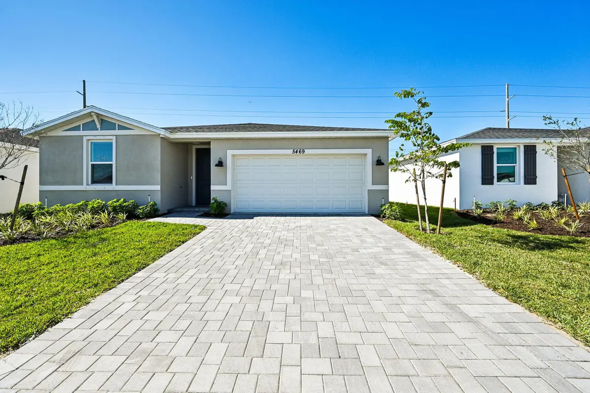 5469 Hampton Park Cir Vero (4) at 5469 Hampton Park Circle, Vero Beach