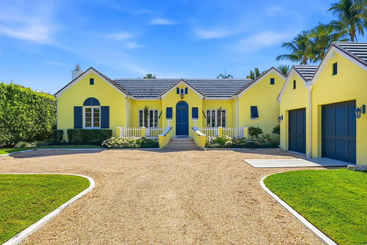 Copy of 52-web-or-mls-Z7100913 at 240 Tangier Avenue, Palm Beach