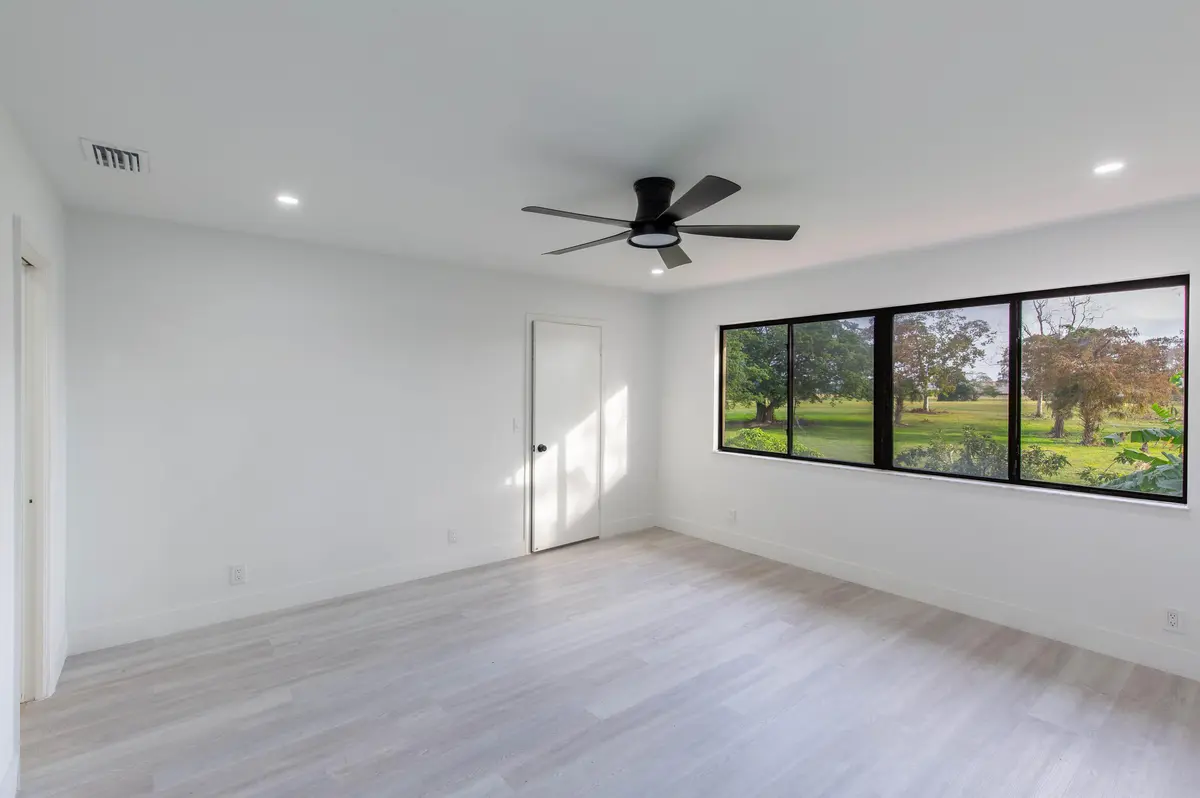 1989 Canterbury Circle, Wellington, FL – photo 8