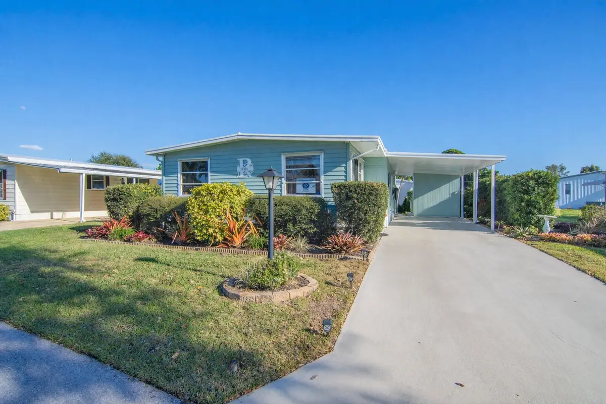 Front House (2) at 485 Onyx Way, Jensen Beach