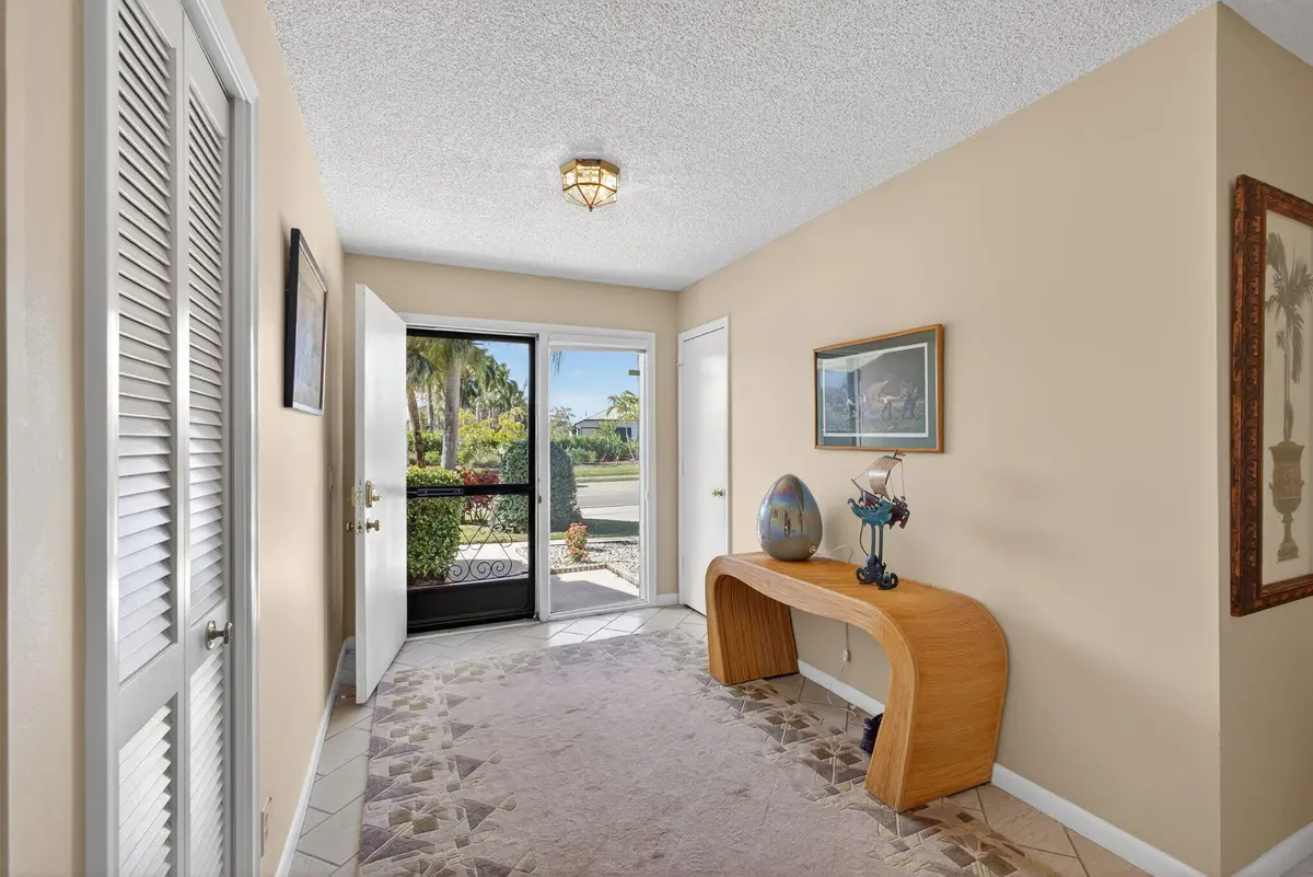 Foyer at 13706 Cross Pointe Drive, Palm Beach Gardens