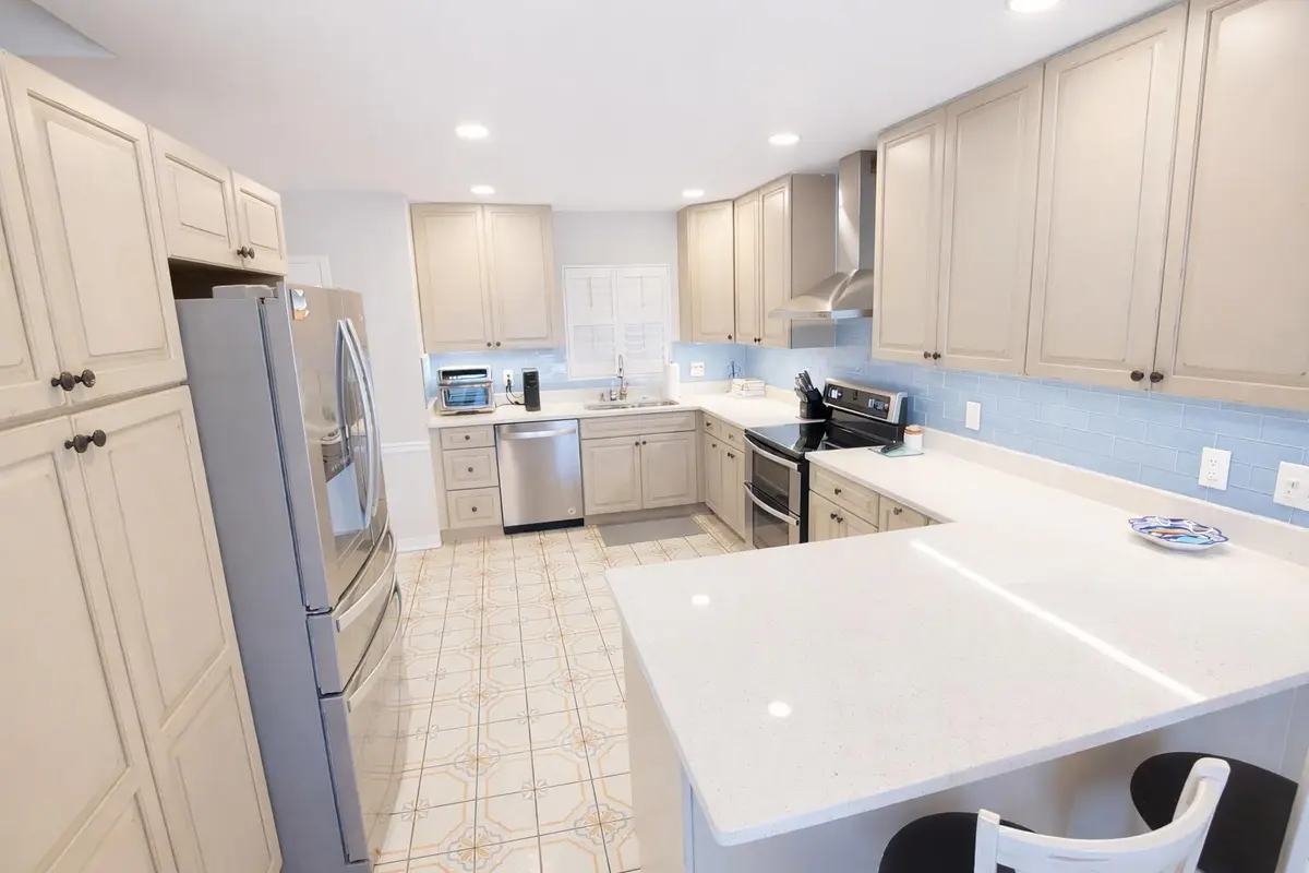 Kitchen at 3475 S Ocean Boulevard 3020, Palm Beach