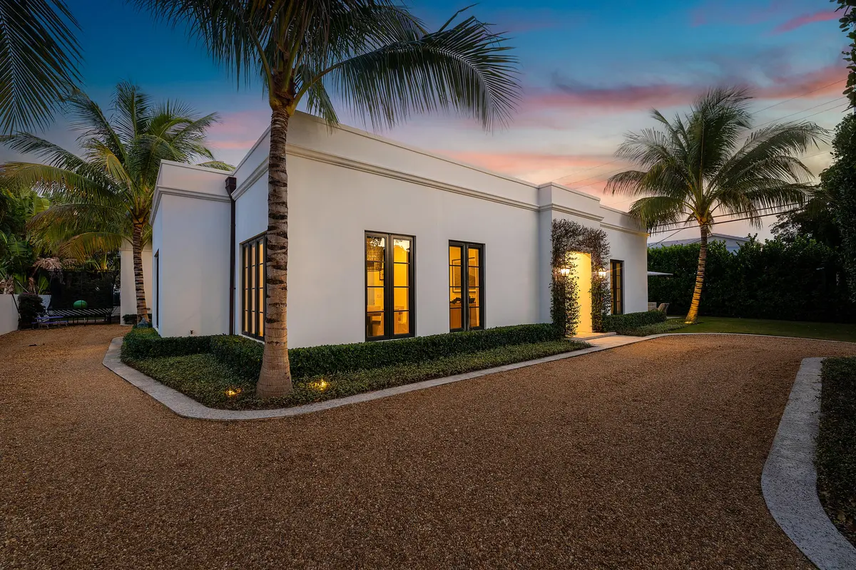 064-3218SouthOliveAvenue-WestPalmBeach-F at 3218 S Olive Avenue, West Palm Beach