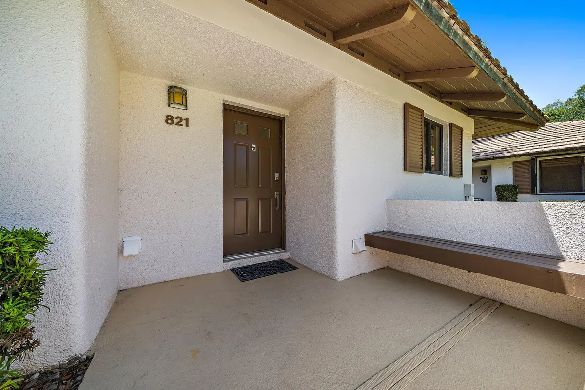 Front at 821 Club Drive, Palm Beach Gardens