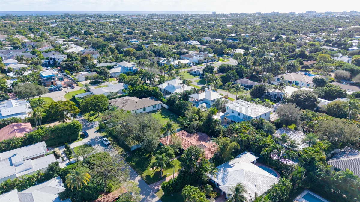 302 NW 17th Street11 at 302 NW 17th Street, Delray Beach