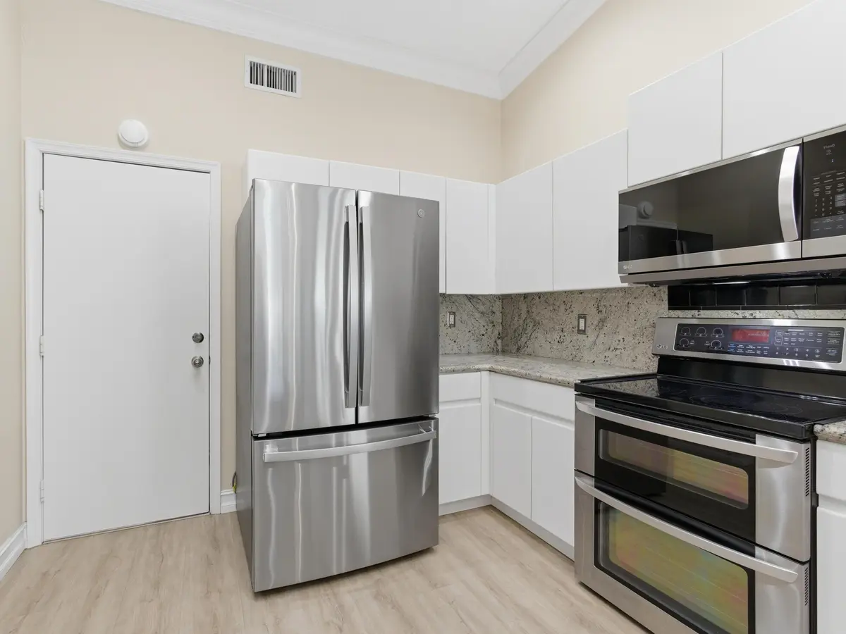 Kitchen 3 at 9734 Harbour Lake Circle, Boynton Beach