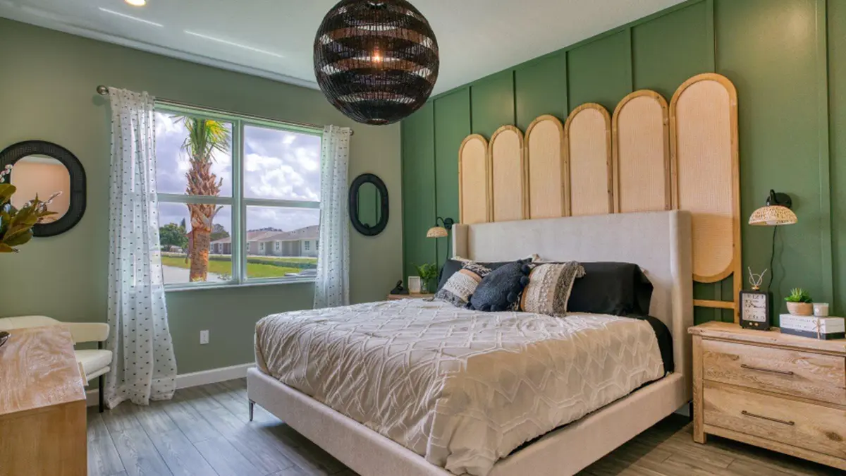 owners suite at 3741 Harborside Avenue, Fort Pierce