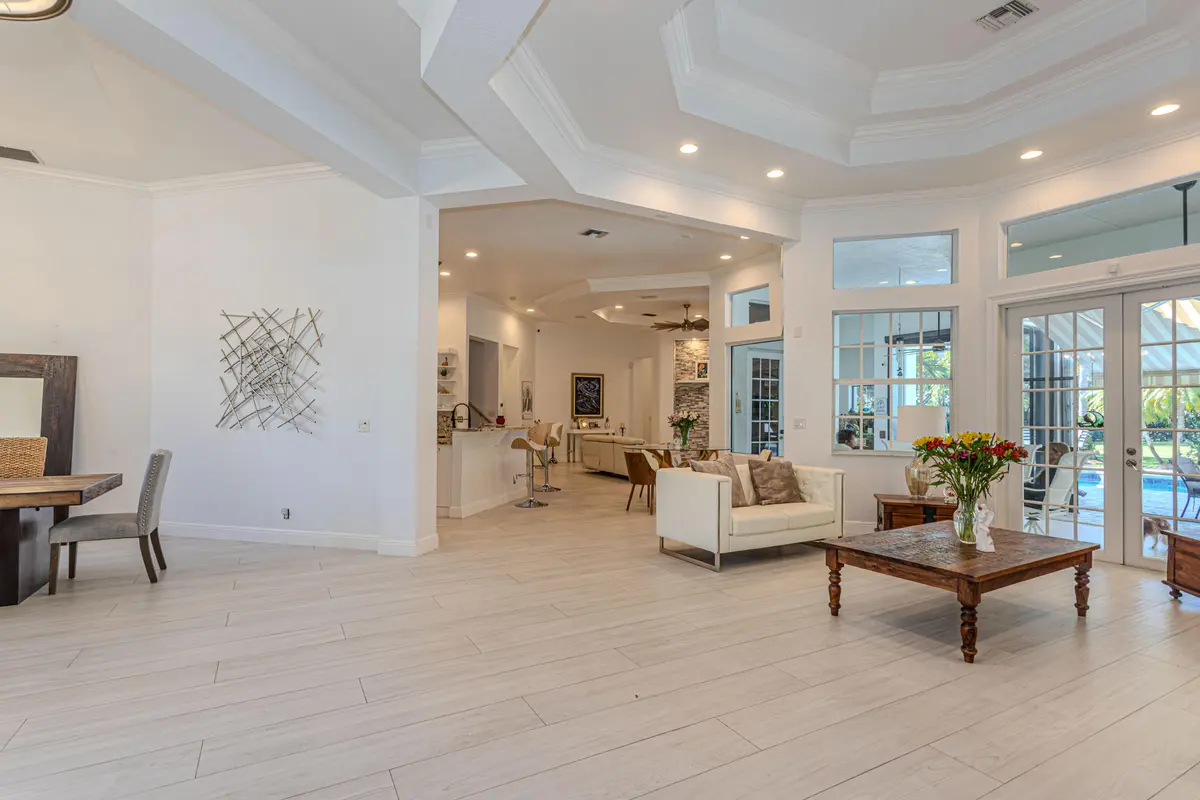 casa-22_1 at 2695 Greenbriar Boulevard, Wellington