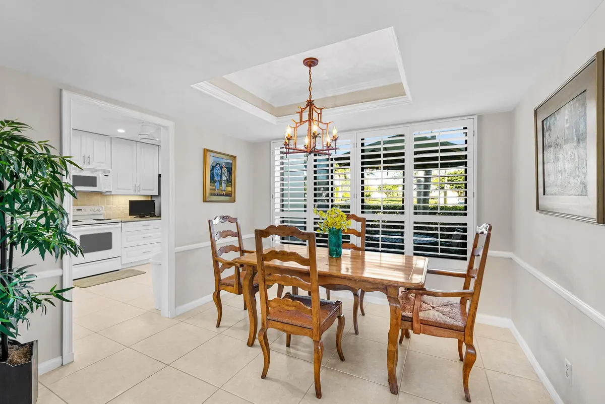 Dining Area at 10865 Quail Covey Road Azalea, Boynton Beach