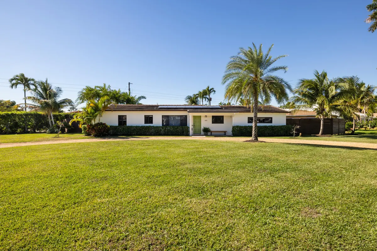 1_et6a2495 at 310 Orange Way, West Palm Beach