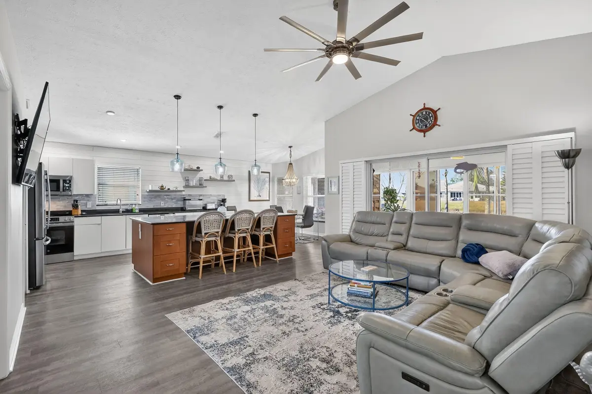 8-web-or-mls-7R7A7093 at 6655 Alemendra Street, Fort Pierce