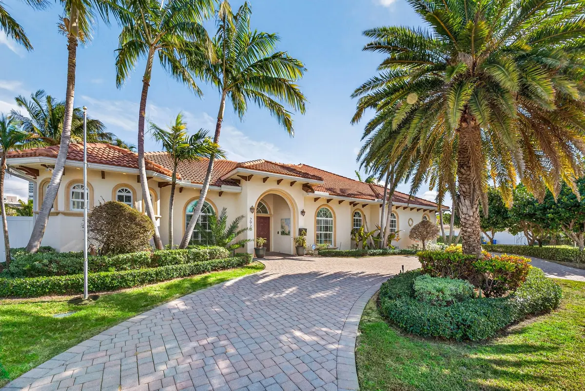 002-2920SpanishRiverRoad-BocaRaton-FL-33 at 2920 Spanish River Road, Boca Raton