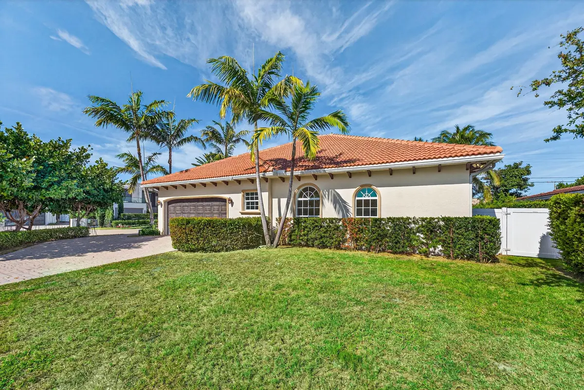 005-2920SpanishRiverRoad-BocaRaton-FL-33 at 2920 Spanish River Road, Boca Raton