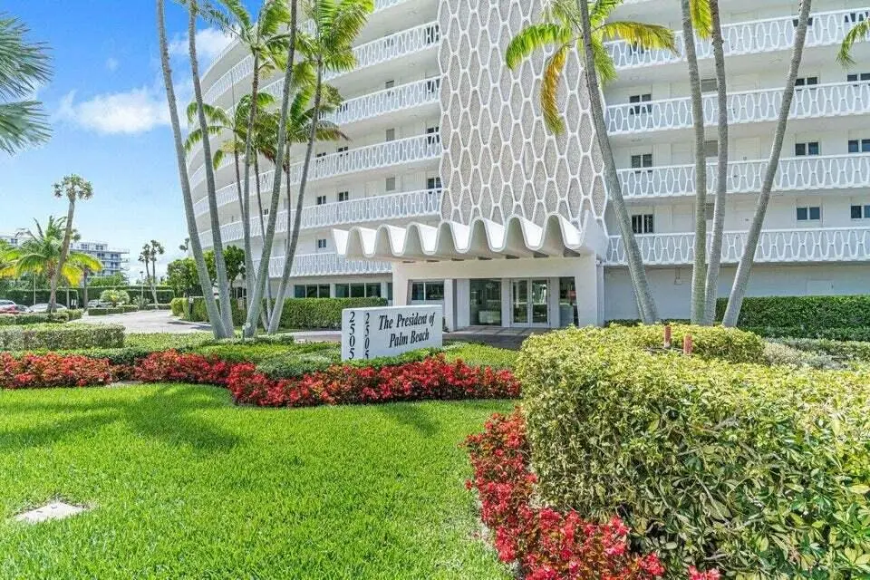 The President of Palm Beach at 2505 S Ocean Boulevard 303, Palm Beach