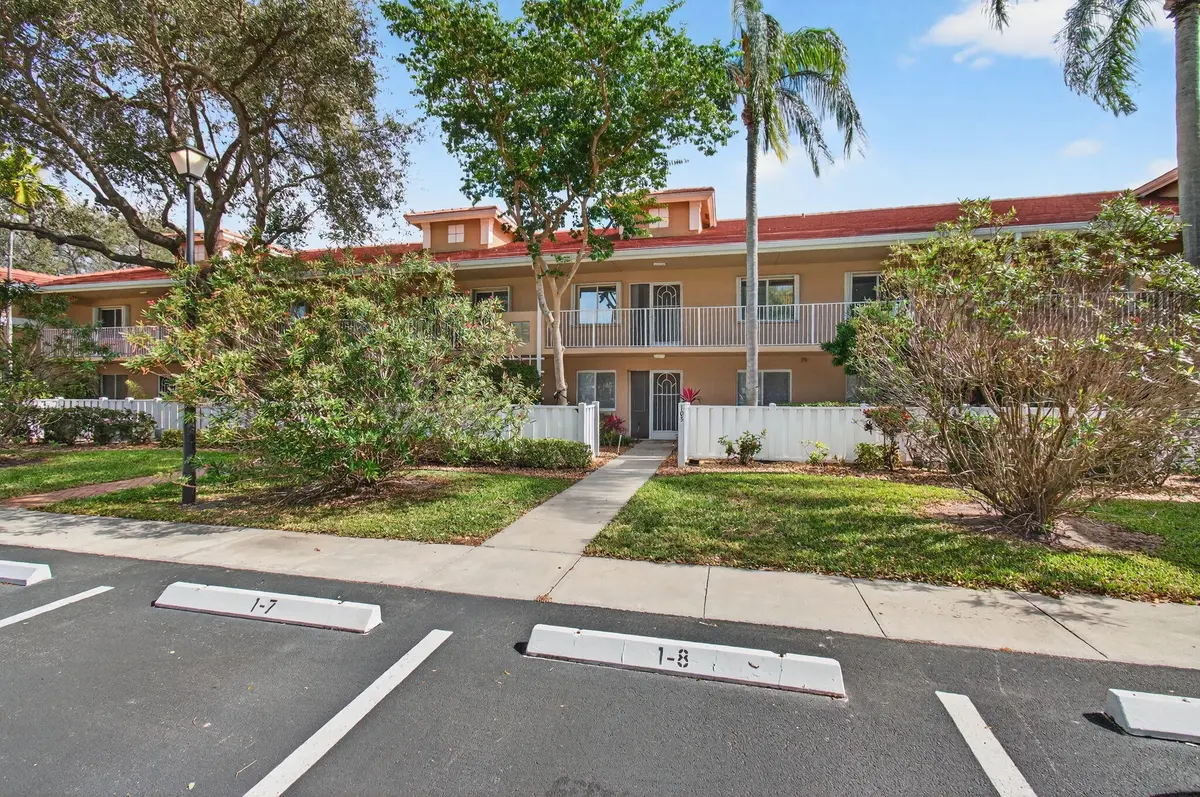 1-web-or-mls-DSC_8393 at 5876 Regal Glen Drive 203, Boynton Beach