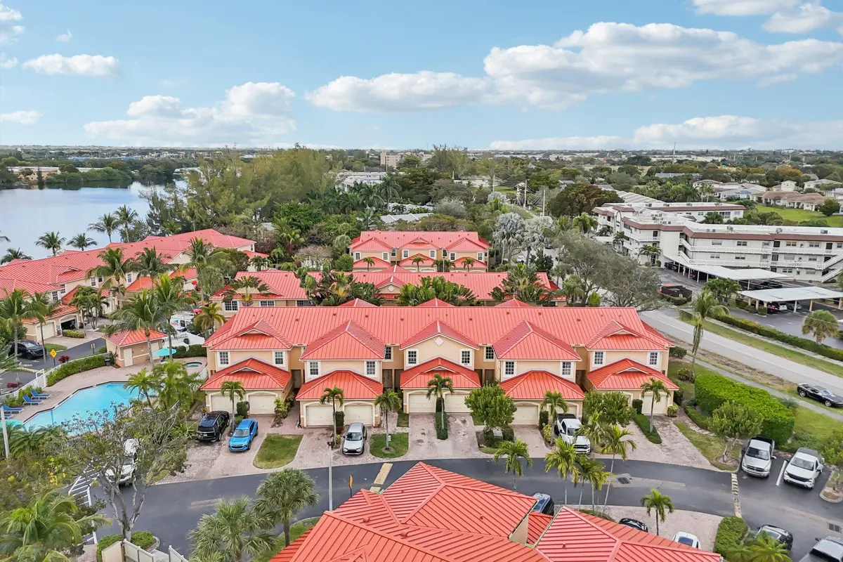 40-web-or-mls-Crystal Lake Dr-S0502-040 at 4065 Crystal Lake Drive, Deerfield Beach