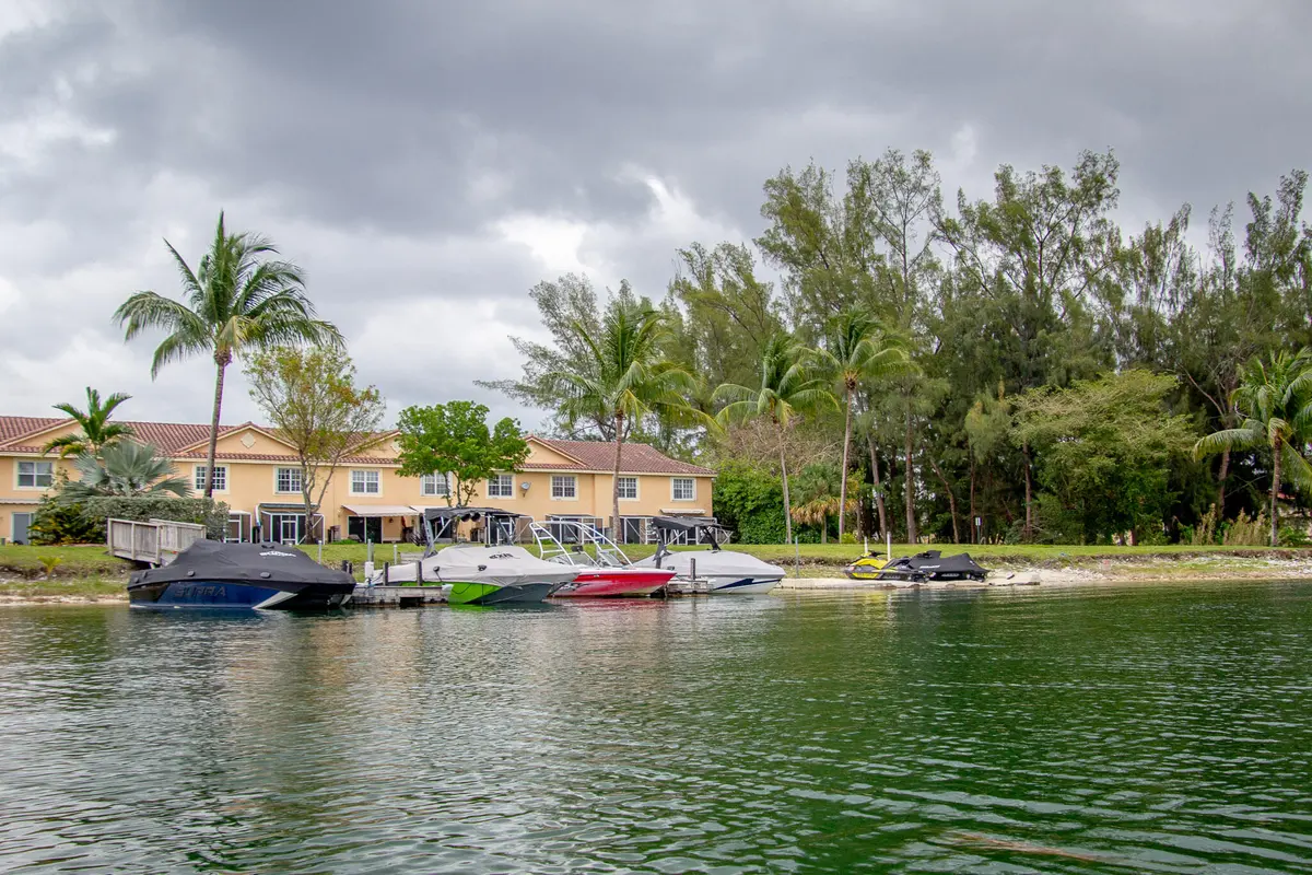 4065 Crystal Lake Drive, Deerfield Beach, FL – photo 6
