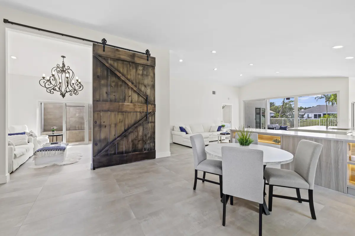 24__62_8140 at 10184 Sunset Bend Drive, Boca Raton