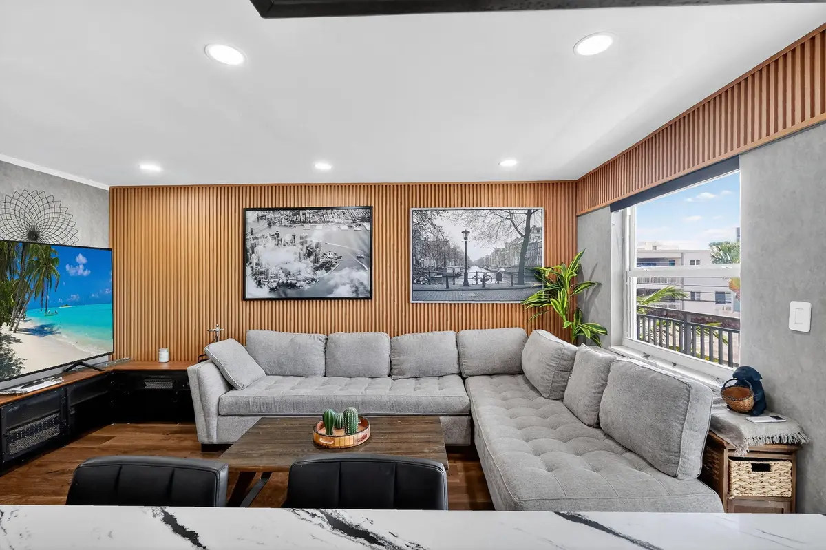 Living room 1.8 at 363 Washington Avenue 32, Miami Beach