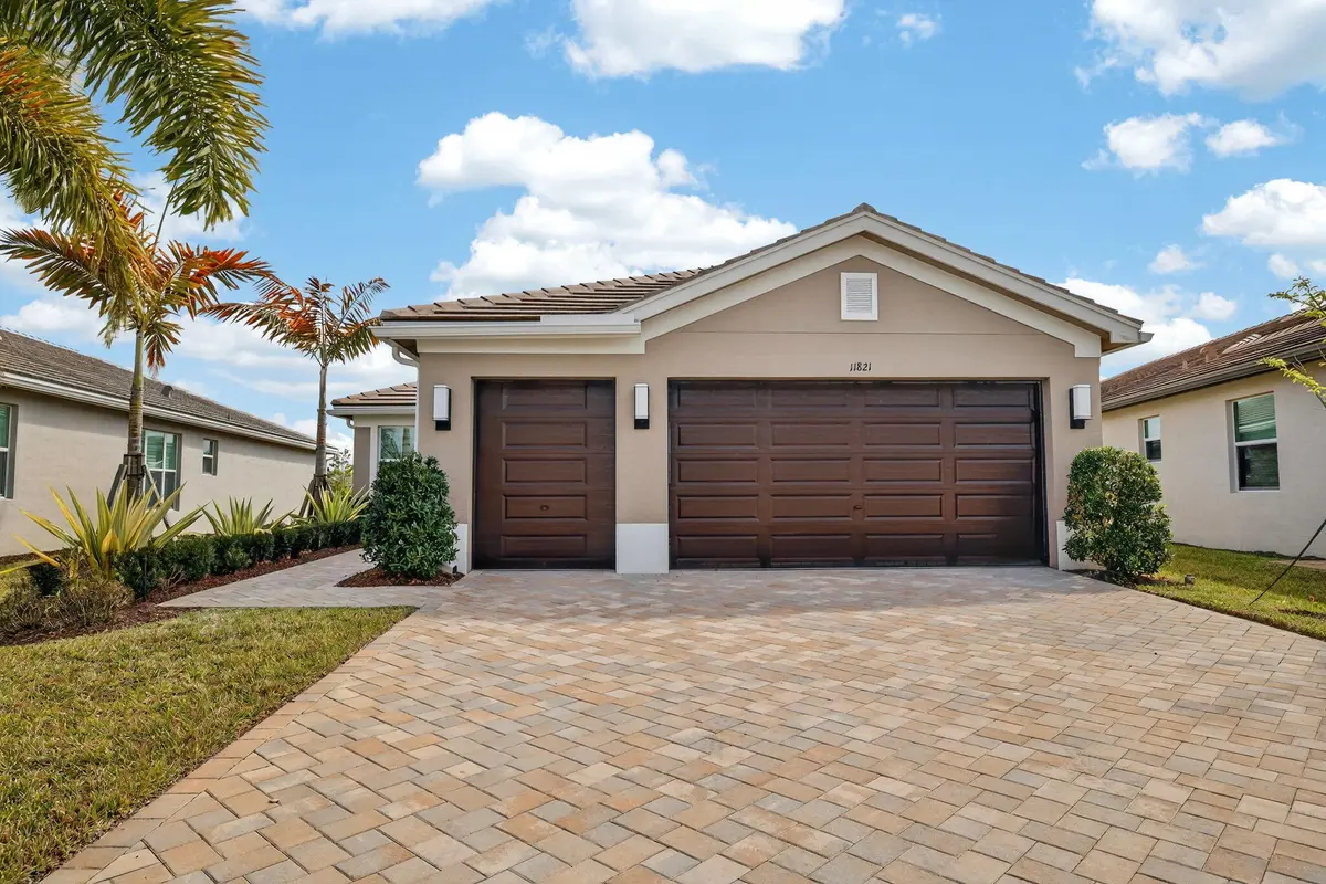 11821 SW Coral Cove Parkway at 11821 SW Coral Cove Parkway, Port St. Lucie