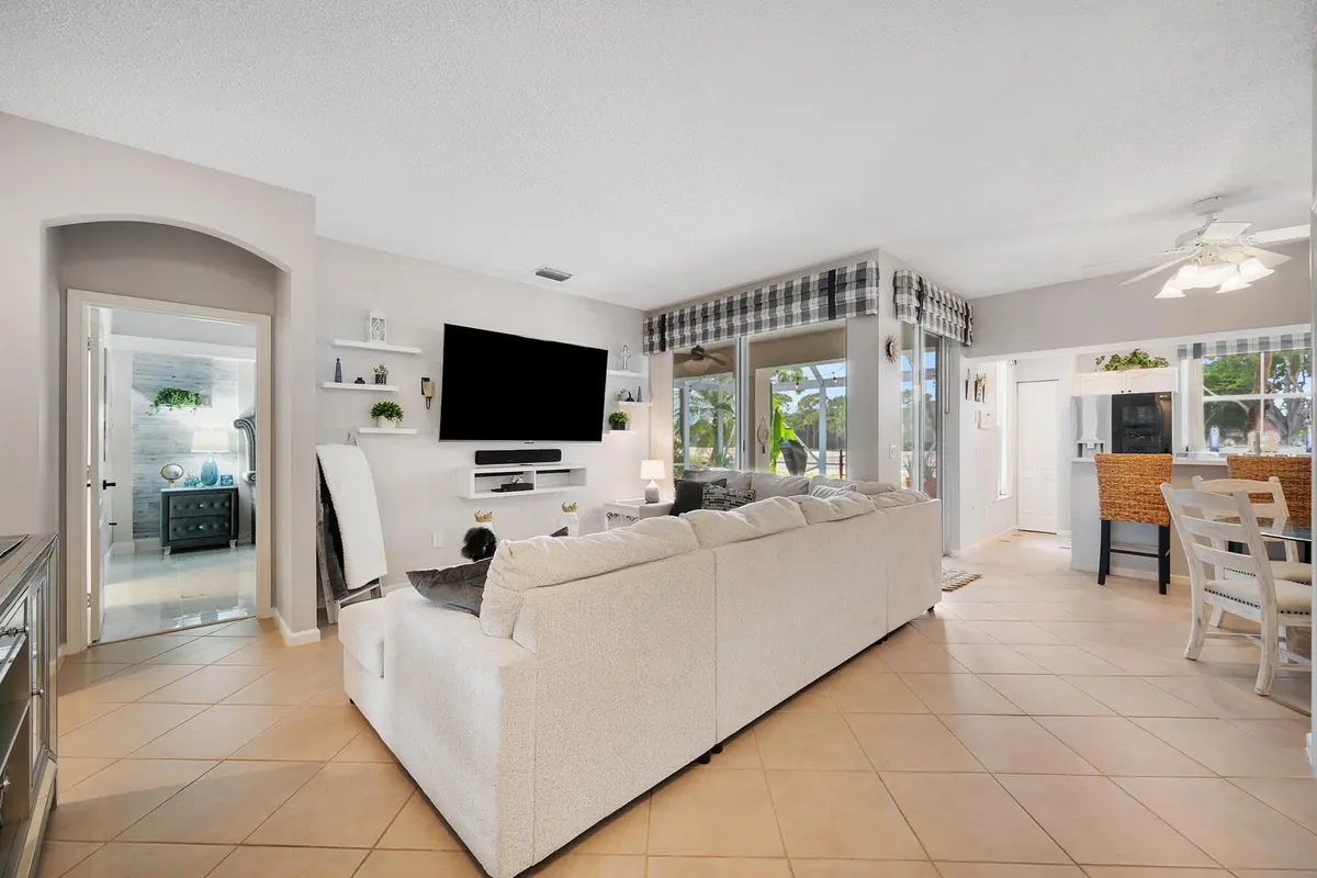 8193 Sandpiper Way, West Palm Beach, FL – photo 5