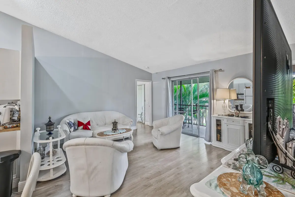 6544 Chasewood Drive Unit 5H-4 at 6544 Chasewood Drive H, Jupiter