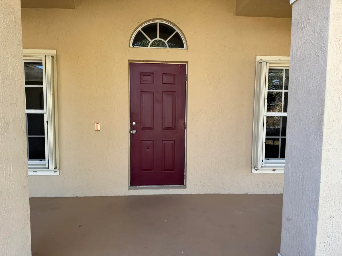 Covered Front Porch at 1538 SW Calmar Avenue, Port St. Lucie