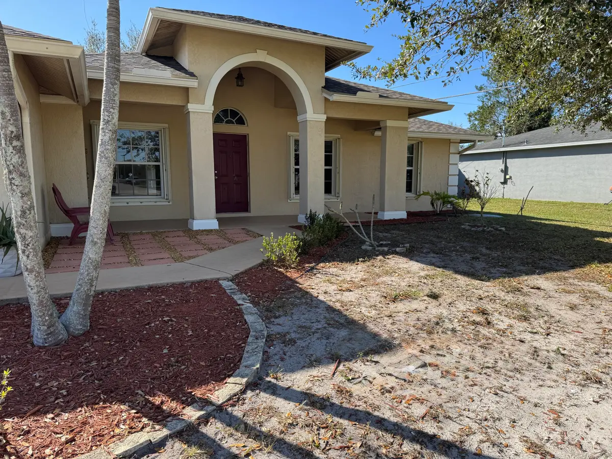 Front at 1538 SW Calmar Avenue, Port St. Lucie