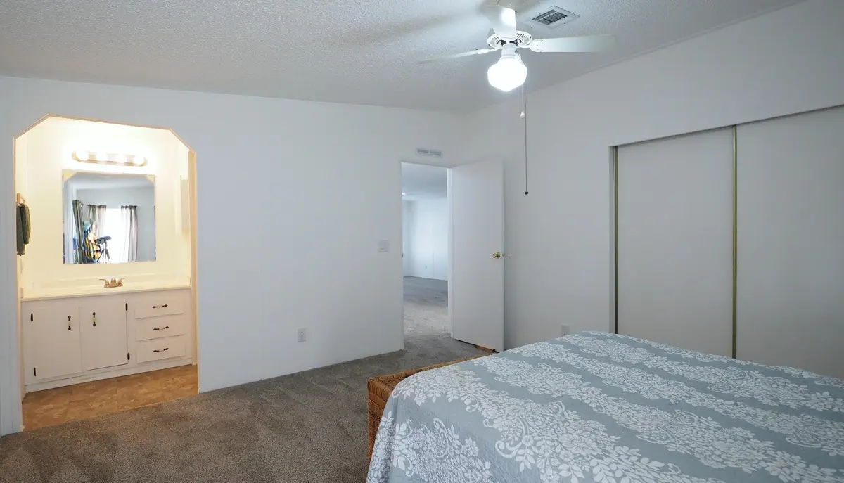 P2060084a at 334 Seahorse Terrace, Fort Pierce
