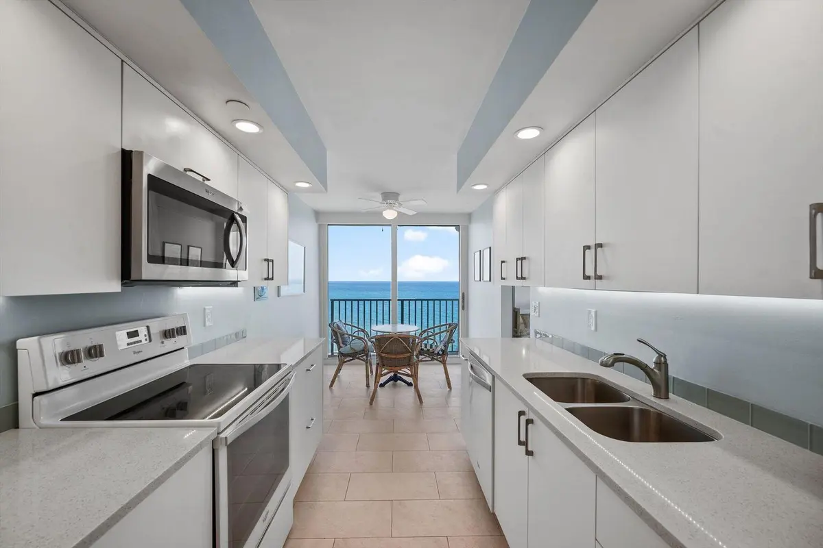 20250804221913045532000000-o at 3360 S Ocean Boulevard 6 D I, Palm Beach
